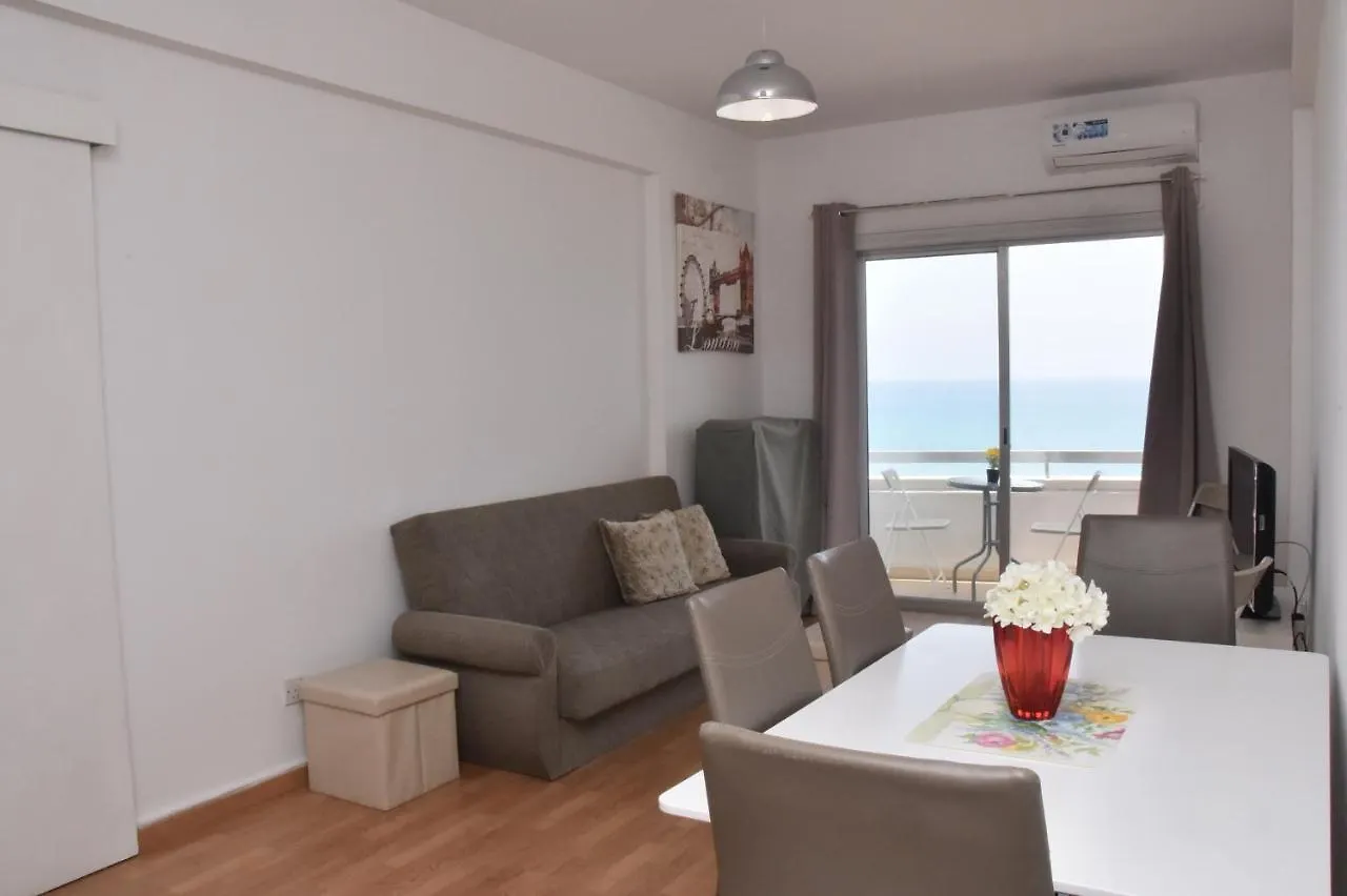 Kolonaki Seaview Apartments Larnaca