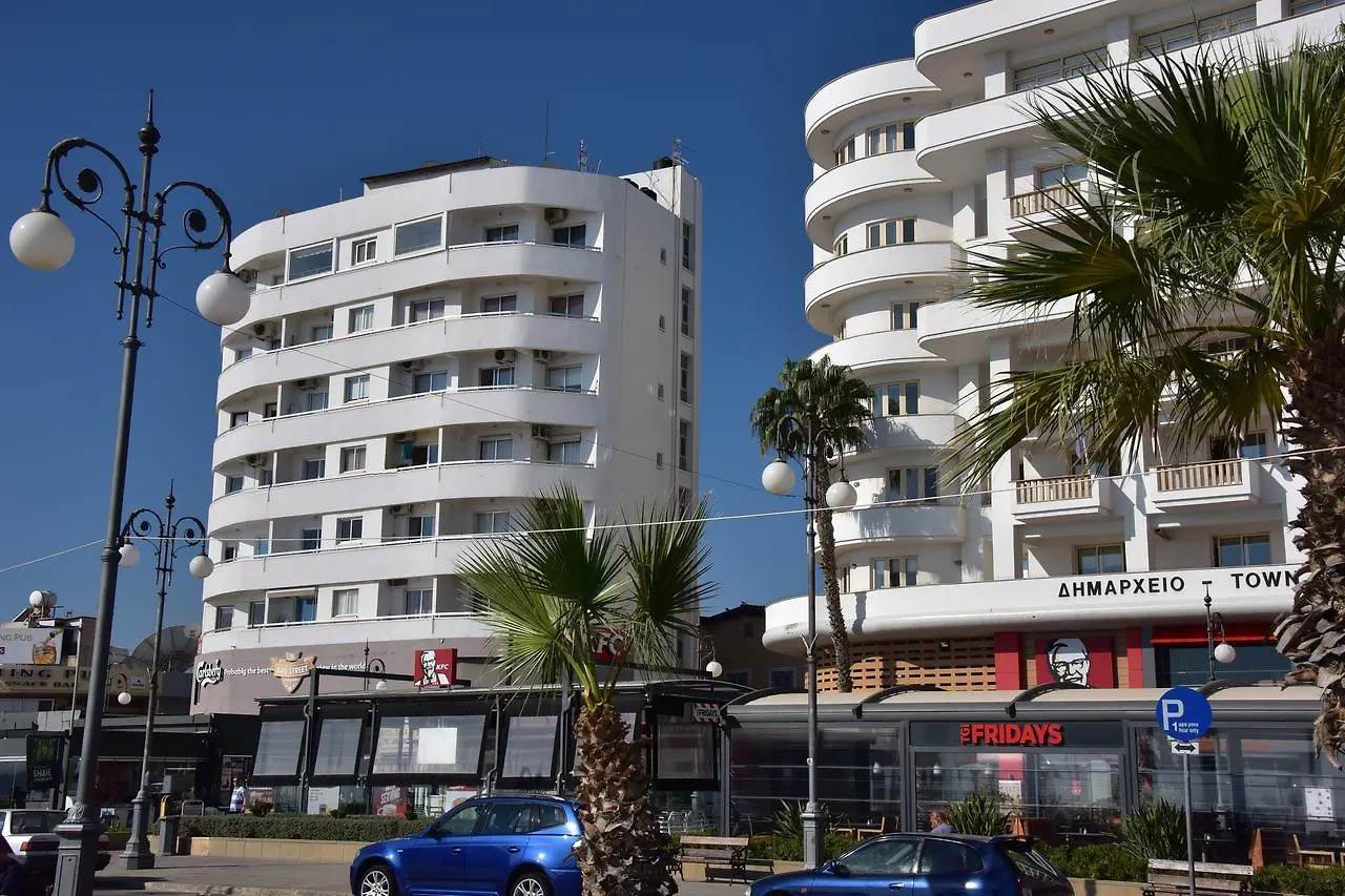Kolonaki Seaview Apartments Λάρνακα